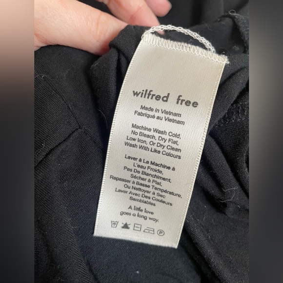 Aritzia tshirt mini dress black extra small wrap stretchy - Picture 8 of 8